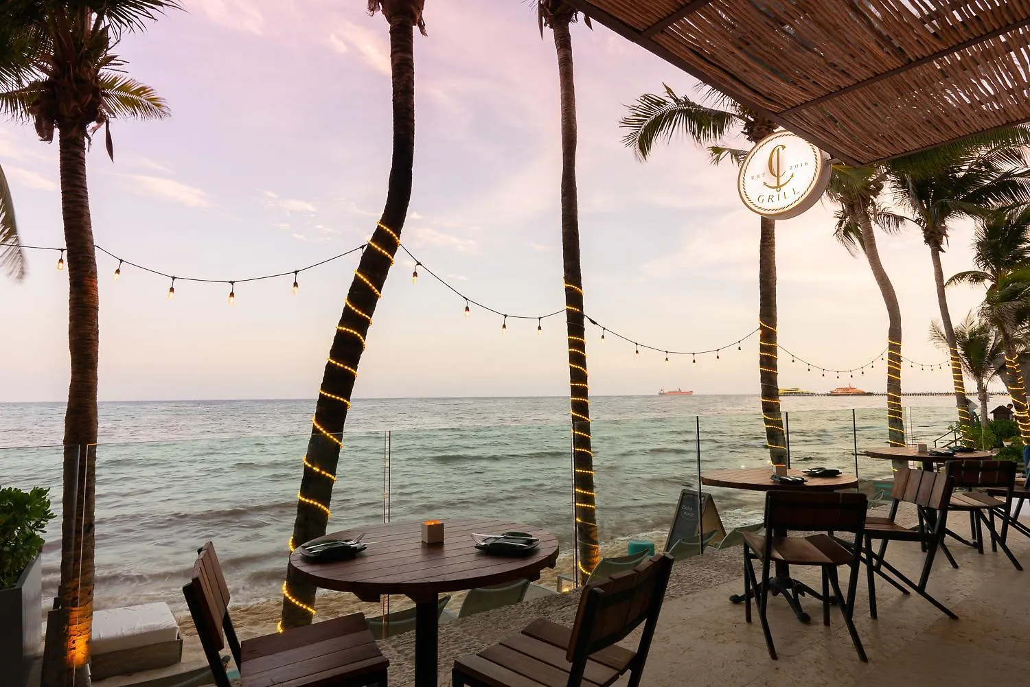 Hyatt Centric Playa Del Carmen - Downtown House & Beach House (Adults Only) 4*,  מקסיקו