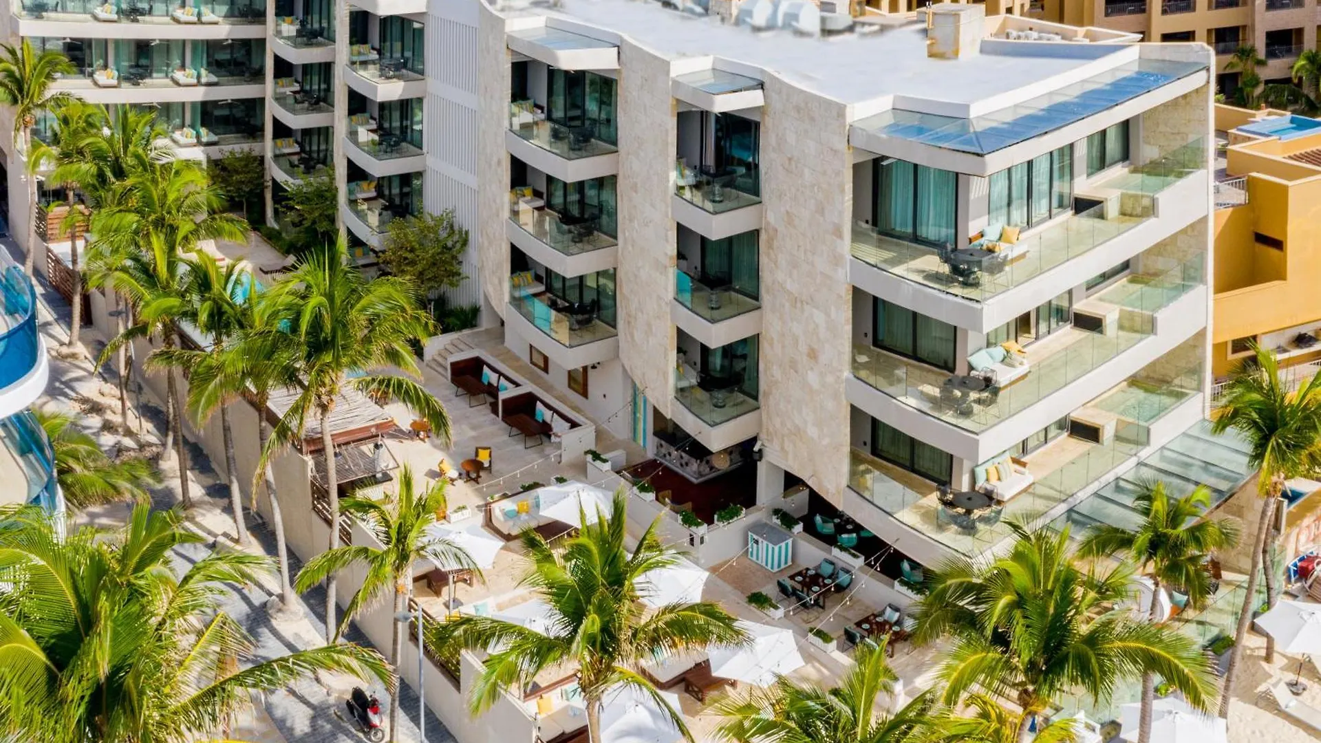 Hyatt Centric Playa Del Carmen - Downtown House & Beach House (Adults Only) מלון